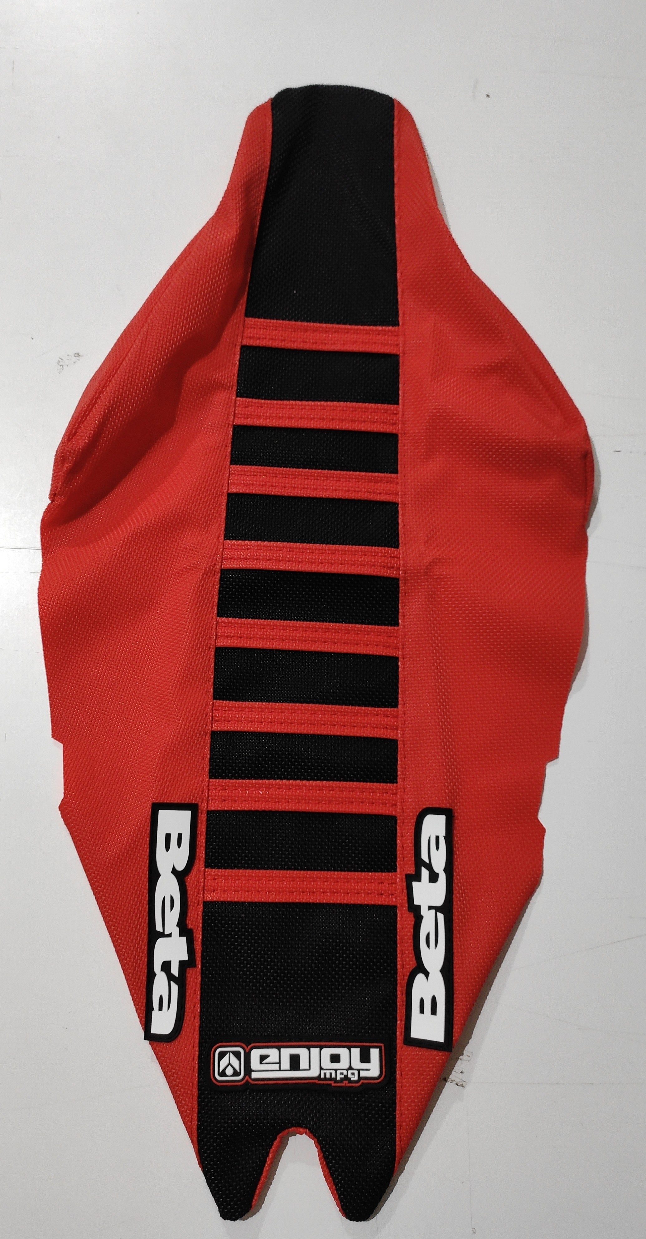 BETA 13-19 シートカバー beta RR クロトレ　ベータ RedBlackRed.jpg?v=1719413430&